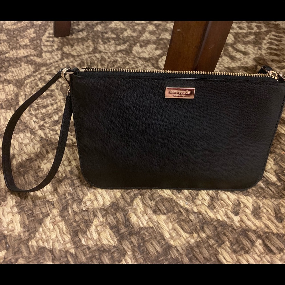Kate Spade Wristlet in EUC!!!
